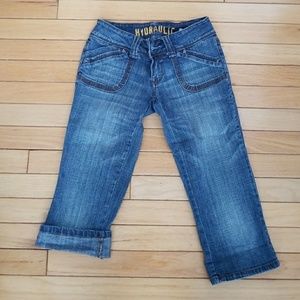 Hydraulic Jean Capri Pants